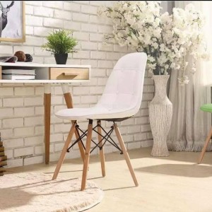 كرسي عصري لون اوفوايت للمكاتب وغرف الطعام كرسي عصري لون اوفوايت للمكاتب وغرف الطعام