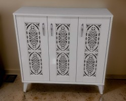 خزانة احذية ثلاثية كريمي مستورد تركي