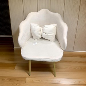 كرسي ارجل معدن ذهبي وجه مخمل 