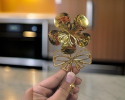 علاقة مفاتيح / ملابس بيوتر ذهبي اشكال عين واحدة