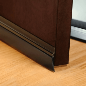 جلده باب اكسبندر لمنع دخول الأتربه والحشرات - جلدة 1 متر