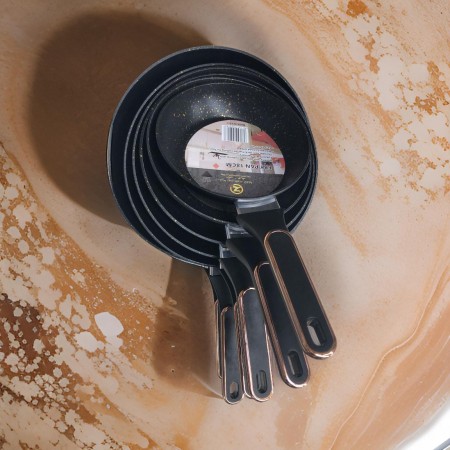 طقم قلايات اسود مطفي MATT جرانيت ROSY ROMANCE - 6 قطع طقم قلايات اسود مطفي MATT جرانيت ROSY ROMANCE - 6 قطع