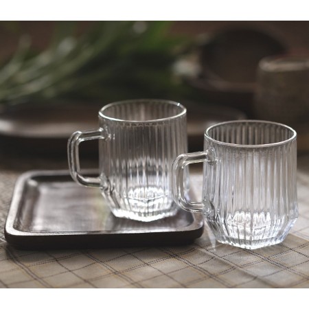 كاسات شاي مموج شفاف