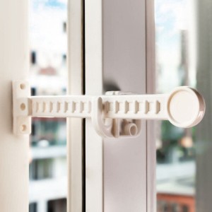 قفل نافذة لحماية الاطفال