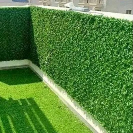 رول شبك انجيل صناعي للجدران بارضية حديد 10 م × 1 م