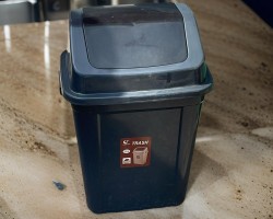 سلة مهملات 35 لتر مع غطاء مروحة سطل/دلوTRASH