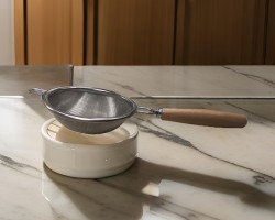 مصفاة شاي ستانليس يد خشبZMMEY 