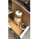 طقم سكريات بهارات بورسلان ابيض مع حز ذهبي وستاند طقم سكريات بهارات بورسلان ابيض مع حز ذهبي وستاند