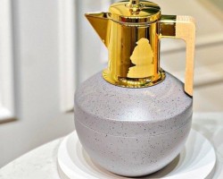 ثيرموس قهوة 1لتر بطة سكني منقط عنق ذهبي/444 ثيرموس قهوة 1لتر بطة سكني منقط عنق ذهبي/444