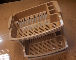 مشك / حمالة صحون بلاستيك طابقين top ثقيل ملون بيج بني بني محروق مشك / حمالة صحون بلاستيك طابقين top ثقيل ملون بيج بني بني محروق