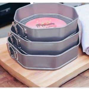 طقم قوالب تشير كيك مضلع ثماني معدن ثلاث قطع 24 - 26 - 28 سم