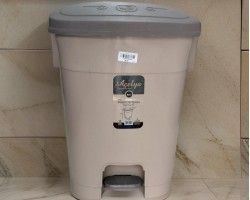 سلة مهملات دعسة مربع بلاستيك 32 لتر 1123 تركي a5-1 an8-6