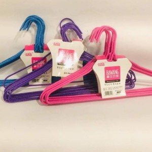 علاقة ملابس حديد مجدول بلاستيك عدد 10 قطعة