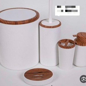 طقم حمام 5 قطع بلاستيك ابيض  تركيA3-1