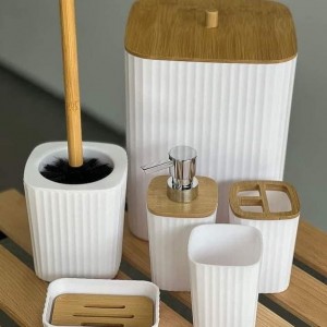 طقم حمام بلاستيك محزز سادة 6 قطع سله مع فرشاة ومصابن طقم حمام بلاستيك محزز سادة 6 قطع سله مع فرشاة ومصابن