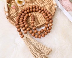 مسبحة عظم ديكور بني كبير ثقيل خرز مكرمي مسبحة عظم ديكور بني كبير ثقيل خرز مكرمي