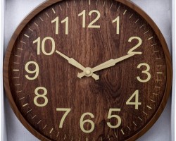 ساعة حائط بلاستيك مدور مع ارقام انجليزية ستايل خشبي حجم كبير 40 سم 