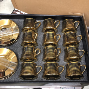 طقم فناجين قهوة / نسكافيه بورسلان اسود منقط دوائر مذهب مع يد ملون 24 قطعة 12 + 12 موديل 13-1