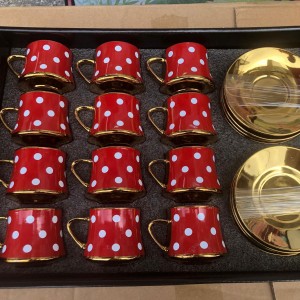 طقم فناجين قهوة / نسكافيه بورسلان احمر منقط دوائر ابيض مع يد ملون 24 قطعة 12 + 12 موديل 13-1