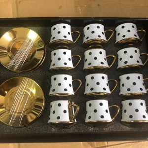 طقم فناجين قهوة / نسكافيه بورسلان ابيض منقط دوائر اسود مع يد ملون 24 قطعة 12 + 12 موديل 13-1