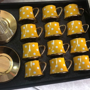 طقم فناجين قهوة / نسكافيه بورسلان اصفر منقط دوائر ابيض مع يد ملون 24 قطعة 12 + 12 موديل 13-1