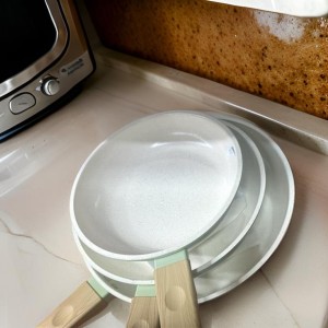 طقم /3 قلايات ثقيل جرانيتJIO طقم /3 قلايات ثقيل جرانيتJIO