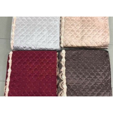 طقم شرشف سجلون شمواه ارضية لاصقة مع دانتيل 