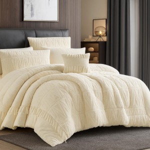 لحاف شتوي مجوز نافر شراشيب ليال 7 قطع بابلز فرو ارنب layal لحاف شتوي مجوز نافر شراشيب ليال 7 قطع بابلز فرو ارنب layal