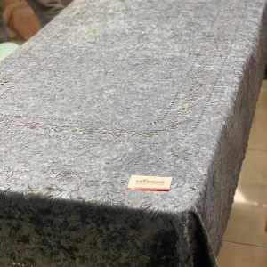 شرشف سفرة مربع مقاس 140 × 140 سم سادة شمواه حفر CNC FH25