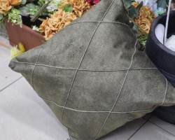 قرن مخمل سادة مبكج 45 × 45