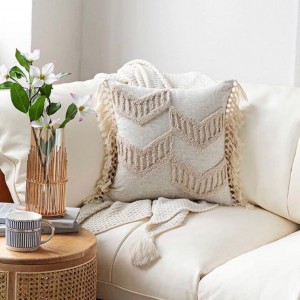 قرن صنارة هندي يدوي نافر 45 × 45