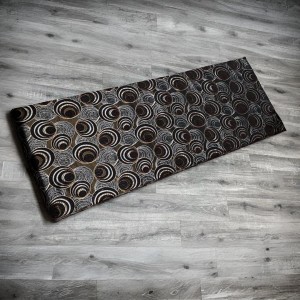 مخمل ثقيل بني بيج وجه خارجي لفرشة اسفنج ارضية مقاس 175 × 76 سم