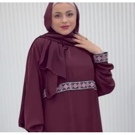 عباية ستاتي سادة مع تطريز نافر ايدي وخصر تفصيل محلي
