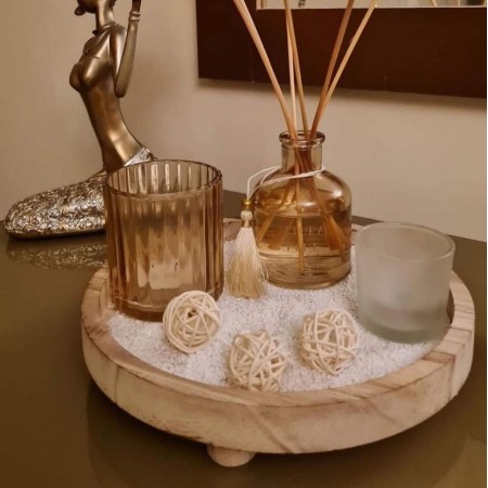 طقم معطرات مبخره معطر عيدان + شموع + رمل + صينيه طقم معطرات مبخره معطر عيدان + شموع + رمل + صينيه