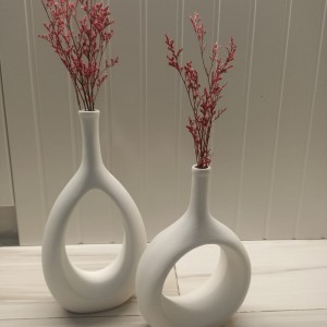 طقم فازات مزهريات بطه O كبير ابيض محزز