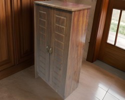 خزانة احذية خشب بابين شفط 6 رفوف لون خشبي