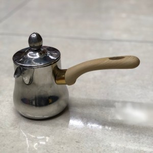 غلاية قهوة نيكل مع غطاء بشفة مصفاي 750mL يد عظم