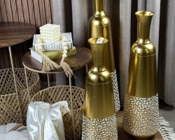 فازة معدن 65 سم شكل ذهبي بطن كبير مع زخرفة ابيض على الأسفل حجم صغير BD141-15 فازة معدن 65 سم شكل ذهبي بطن كبير مع زخرفة ابيض على الأسفل حجم صغير BD141-15