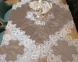 شرشف طاولة وسط + 4 وجه اسكمله سادة مخمل شمواه ثقيل FH22