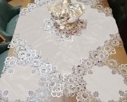 شرشف طاولة وسط + 4 وجه اسكمله سادة مخمل شمواه ثقيل FH22