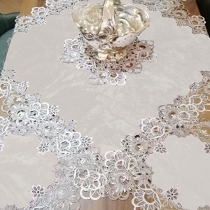 شرشف طاولة وسط + 4 وجه اسكمله سادة مخمل شمواه ثقيل FH22 شرشف طاولة وسط + 4 وجه اسكمله سادة مخمل شمواه ثقيل FH22