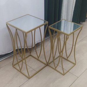 طقم اسكملات نحاسي قطعتين صناعة يدوية