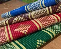 بساط - حصير بلاستيك 4× 4