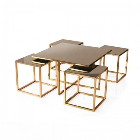 طاولة وسط بيتزا 75 × 75 سم مع اربعة اسكملات معدن بيوتر مذهب مع سطح زجاج سكوريت اسود طاولة وسط بيتزا 75 × 75 سم مع اربعة اسكملات معدن بيوتر مذهب مع سطح زجاج سكوريت اسود