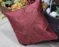 قرن مخمل سادة مبكج 45 × 45