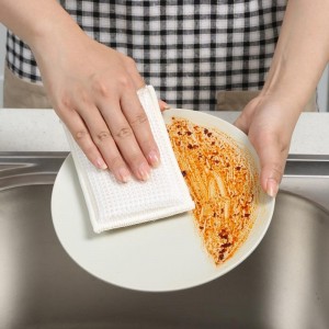 ليف جلي JUN JU ابيض سلك ناعم 4 قطع 