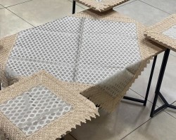 شرشف طاولة وسط + 4 وجه اسكمله خلية نحل