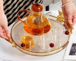 صواني اكريليك محزز مع حيف ذهبي