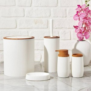 طقم حمام 5 قطع بلاستيك محزز مع ذهبي BT-4500