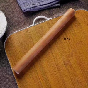 مفرمة / لوح تقطيع خضار ولحوم خشبي مقاس  26 × 38 سم مع يد بلاستيك